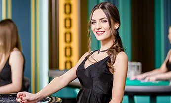 Hình ảnh minh họa giao dịch gửi và rút tiền an toàn tại pbv